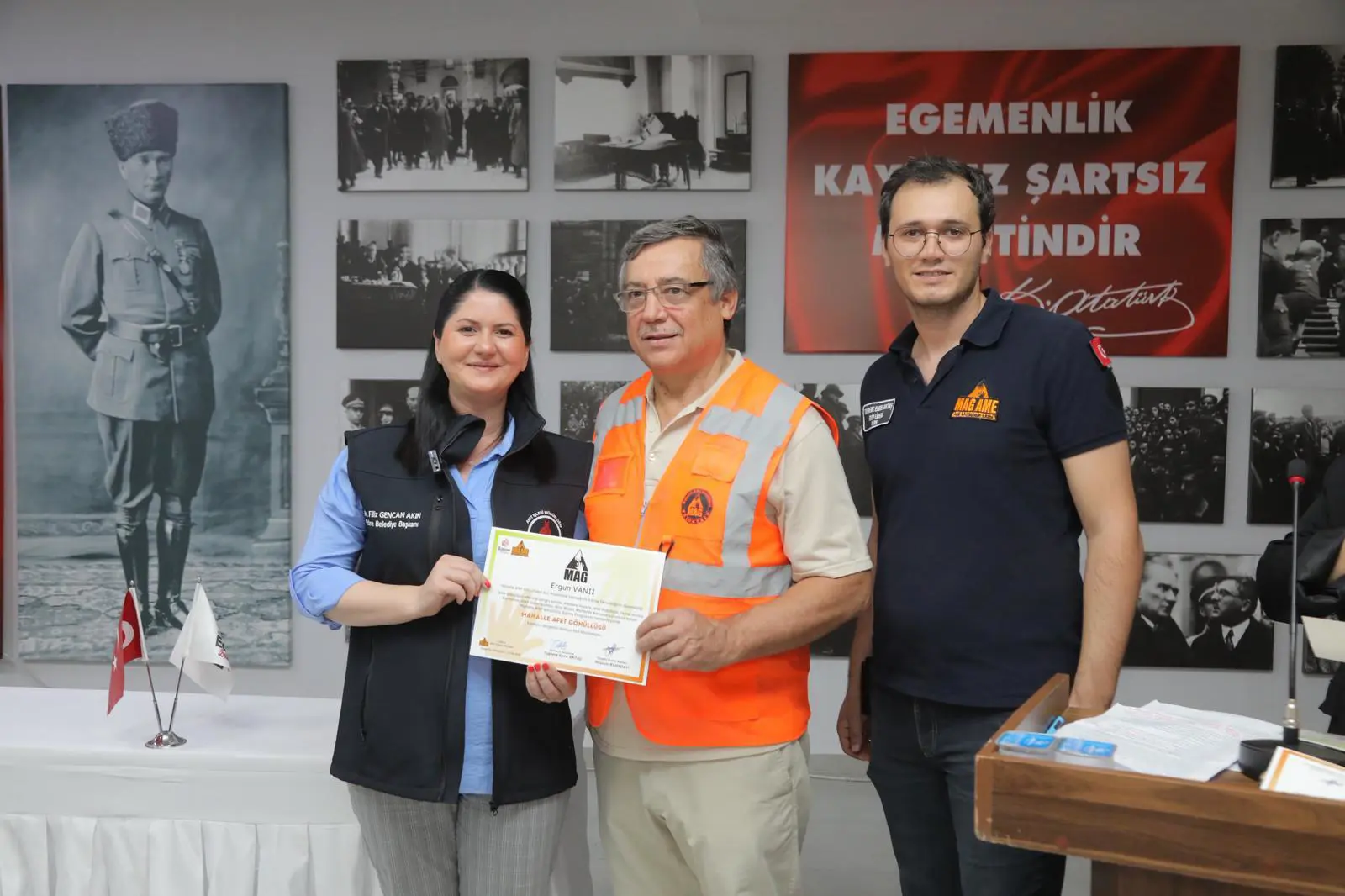 EDİRNE BELEDİYESİ’NDEN 17 AĞUSTOS MARMARA DEPREMİ’NİN 26. YILINDA ANMA PROGRAMI galeri görseli